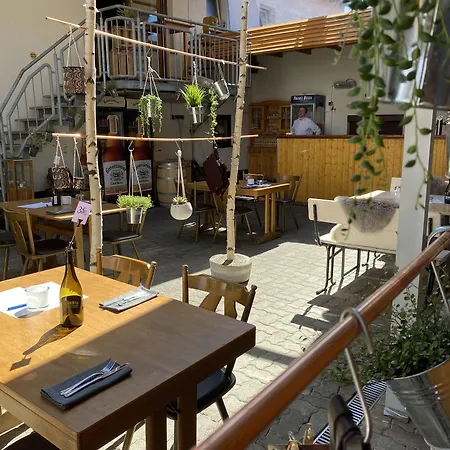 Hotel-Gasthaus-Kraft Schauenburg